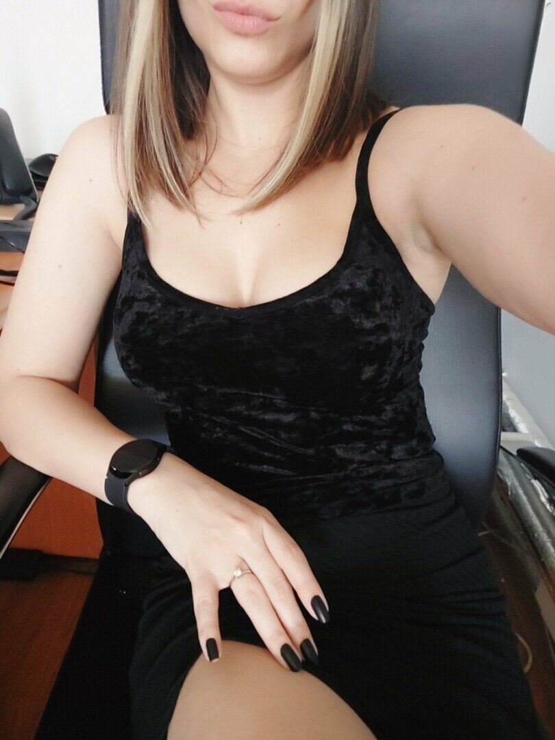 Ceren Berk Bal onlyfans profile